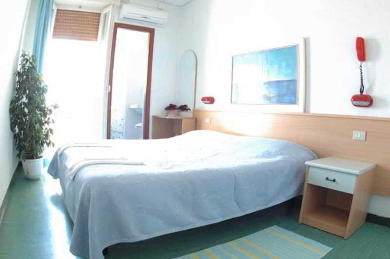 Hotel Miramare มาร็อตตา ภายนอก รูปภาพ